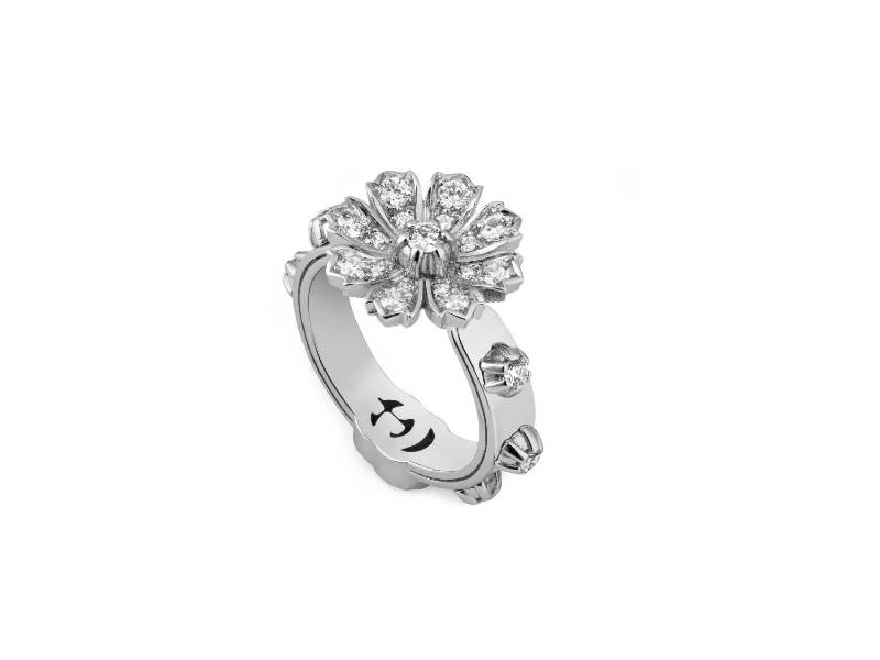 WHITE GOLD RING WITH DIAMONDS FLORA GUCCI YBC581843001013