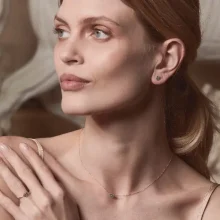 4168-evn-2-GIROCOLLO-IN-ORO-GIALLO-CON-CUORE-IN-POLVERE-DI-DIAMANTI-CROMO-MAMAN-ET-SOPHIE-GCSSO2PSK (1).webp