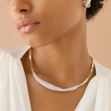 4762-xid-2-COLLANA-IN-ORO-GIALLO-18KT-CON-PAVE-DI-DIAMANTI-MARRAKECH-MARCO-BICEGO-CG750 (1).webp