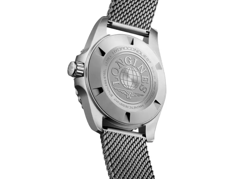 OROLOGIO-UOMO-AUTOMATICO-ACCIAIO-LUNETTA-IN-CERAMICA-HYDROCONQUEST-LONGINES-L37794906 (4)