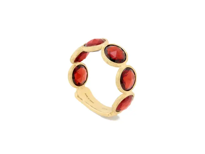 ANELLO A FASCIA IN ORO GIALLO 18KT CON GRANATI ROSSI JAIPUR COLOR MARCO BICEGO AB675_RG01_Y_02